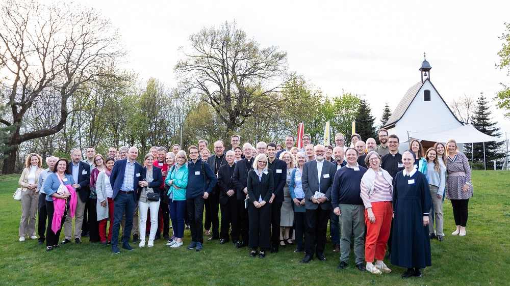Ehekonferenz Wien-Kahlenberg 2024 / Schönlaub / ED Wien Salzburg: Familienbischof Glettler lädt zur zweiten Ehekonferenz